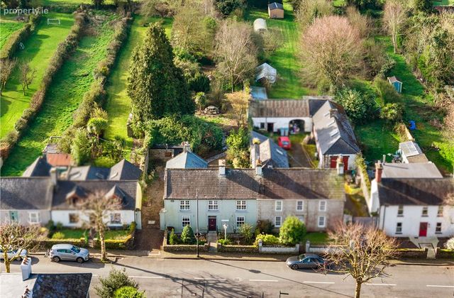 Mountain View, Chapel Place, Lismore, Co. Waterford, Lismore, Co. Waterford - Click to view photos