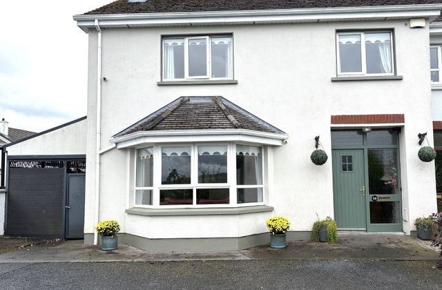 16 Warren Grove, Boyle, Boyle, Co. Roscommon - Click to view photos