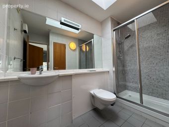 Apartment 3, 70 Leeson Close, Dublin 2 - Image 5