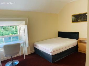 Shankill,dublin 18, Loughlinstown, Co. Dublin