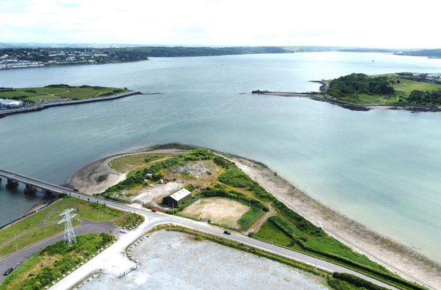Paddy's Point, Ringaskiddy, Cork, Ringaskiddy, Co. Cork - Click to view photos