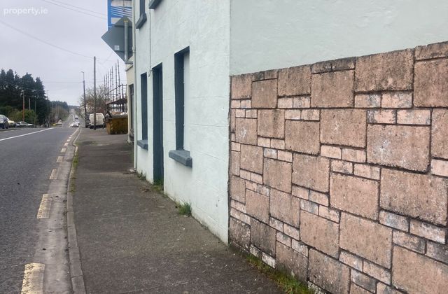 Glavey Street, Ballinlough, Ballinlough, Co. Roscommon - Click to view photos