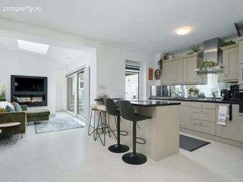 22 Ladyswell Road, Blanchardstown, Dublin 15, Blanchardstown, Dublin 15 - Image 2