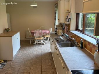 8 Woodbine Avenue, Ballygannon, Rathdrum, Co. Wicklow - Image 4