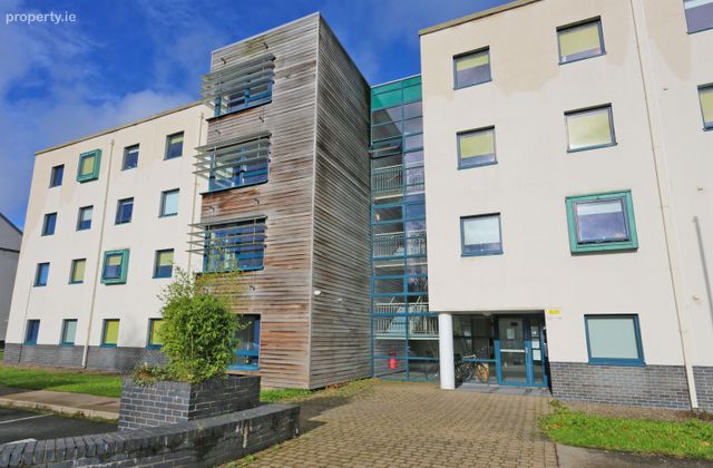Apartment 202, Block 2, Brookfield Hall, Castletroy, Co. Limerick - Click to view photos