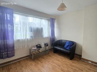30 Springfield Court, Castlebar, Castlebar, Co. Mayo - Image 5