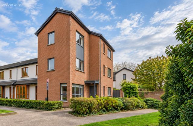 55 Hunters Avenue, Hunters Wood, Ballycullen, Dublin 24, Co. Dublin, Ballycullen, Dublin 24 - Click to view photos