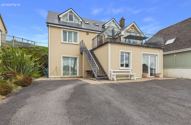 3 Castlefield, Kilkee, Co. Clare, Kilkee, Co. Clare - Click to view photos