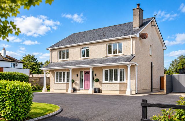 Market Hill, Ballymore, Ballymore, Co. Westmeath - Click to view photos