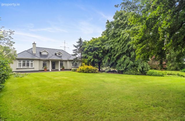 The Beeches, Mill Land, Parsonstown, Co. Meath - Click to view photos