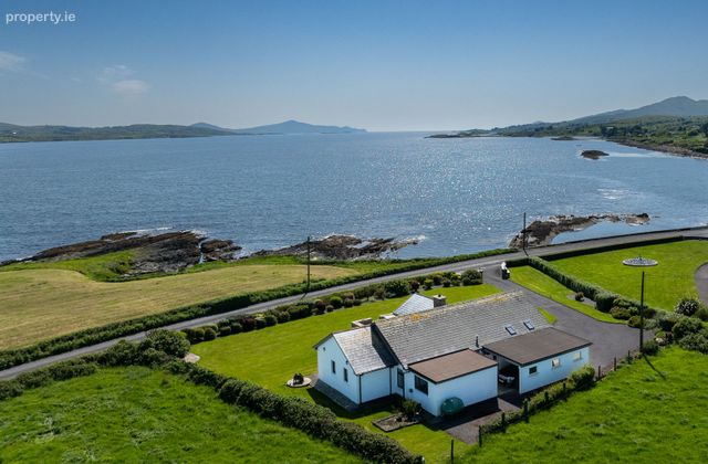 Brahalish, Durrus, Ahakista, Co. Cork - Click to view photos