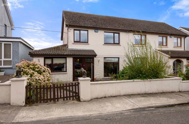 15 Mountross, New Ross, New Ross, Co. Wexford - Click to view photos