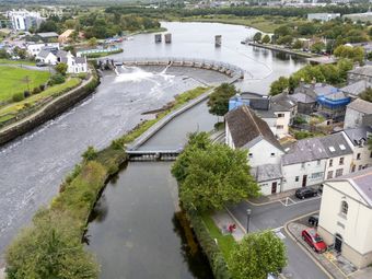 Waterside House, 5 Courthouse Square, Woodquay, City Centre, Galway City, Nun's Island, Co. Galway - Image 4