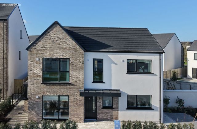 The Dune, 4 Bed House, Portmarnock, Co. Dublin - Click to view photos