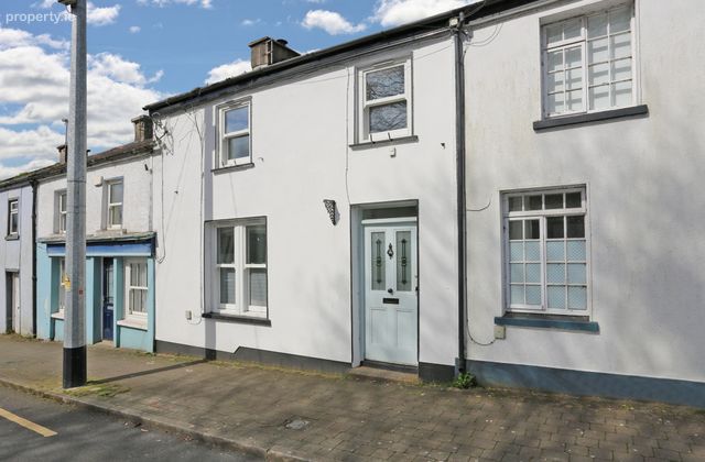 14 Castle Street, Castleconnell, Co Limerick, Castleconnell, Co. Limerick - Click to view photos