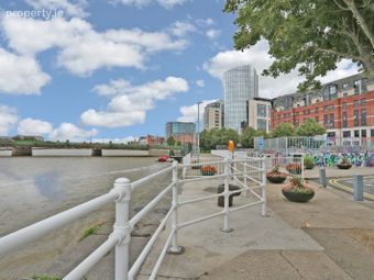 Apartment 15, Steamboat Quay, Limerick City Centre, Co. Limerick - Image 4