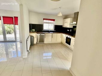 28 Aylesbury Avenue, Ferrybank, Waterford, Co. Waterford, Slieverue, Co. Kilkenny - Image 5