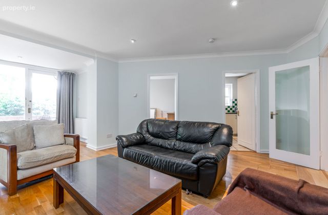 Apartment, Merrion Village, Merrion, Dublin 4 - Click to view photos