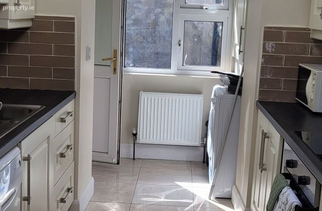 3 Clashrea Place, Lower Yellow Road, Waterford, Waterford City Centre, Co. Waterford - Click to view photos