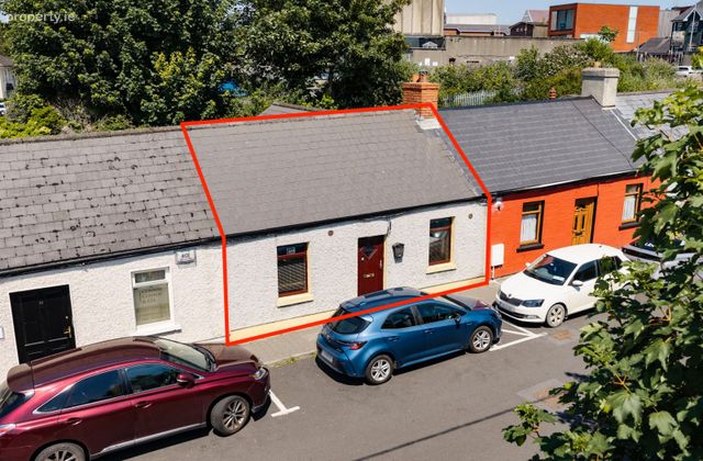 10 Basin Street, Naas, Naas, Co. Kildare - Click to view photos