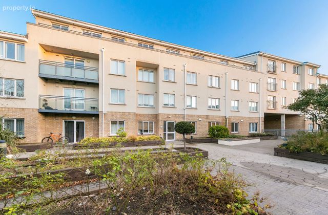 Apartment 69, Block G, The Malthouse, The Coombe, Dublin 8 - Click to view photos