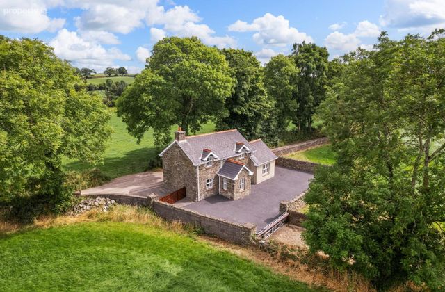 Keamagaragh Lodge, Callatrim, Kilpatrick, Co. Cork - Click to view photos