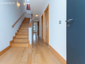Apartment 9, Crescent Villas, Taylor's Hill, Co. Galway - Image 3