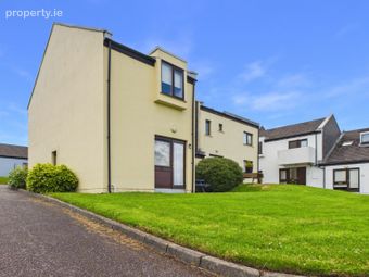 37 Carleton Village, Golf Links Road, Youghal, Co. Cork