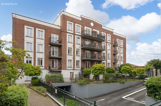 Rathmines Town Centre, Rathmines, Dublin 6 - Click to view photos