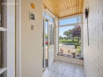 33 Dewberry Park, Portmarnock, Portmarnock, Co. Dublin - Image 3