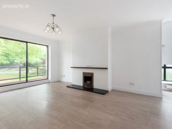42 The Elms, Mount Merrion Avenue, Blackrock, Co. Dublin, Blackrock, Co. Dublin - Image 2
