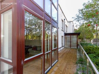 Apartment 7, Newpark, Newtownpark Avenue, Foxrock, Dublin 18 - Image 5