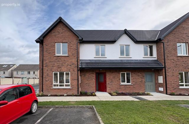 1 Latchford Gardens, Clonee, Dublin 15, Co. Dublin, Clonee, Dublin 15 - Click to view photos