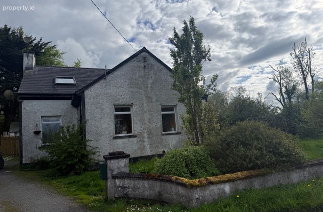 Old School Caherhurly, Bodyke, Co. Clare V94 Y7dy, Tuamgraney, Co. Clare - Click to view photos