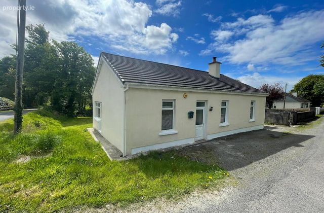 Carrowbehy, Co. Roscommon, Carrowbehy, Co. Roscommon - Click to view photos