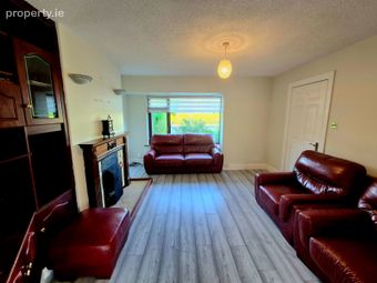 69 The Grove, Hophill, Tullamore, Co. Offaly - Image 5