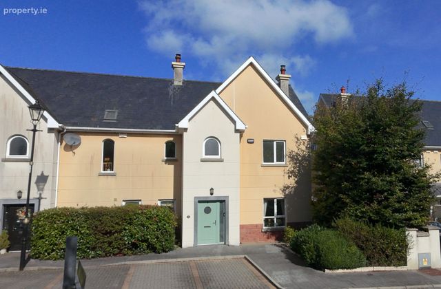25 Waterside, Kilmoney, Carrigaline, Co. Cork - Click to view photos