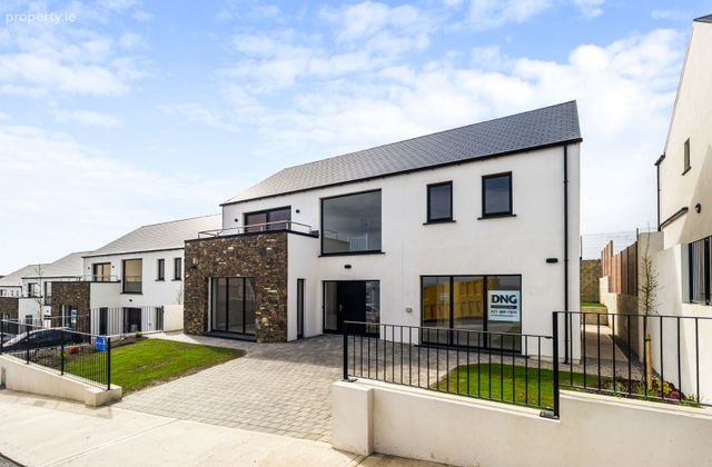 Ocean Drive, Ballycotton, Co. Cork - Click to view photos