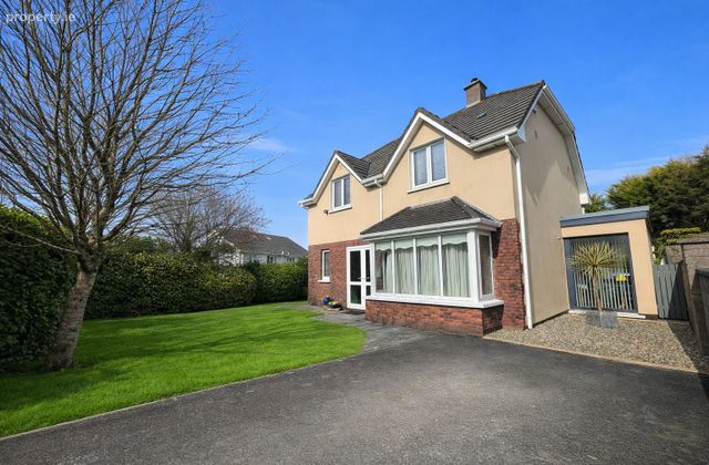 25 Greenfields, Bandon, Co. Cork - Click to view photos