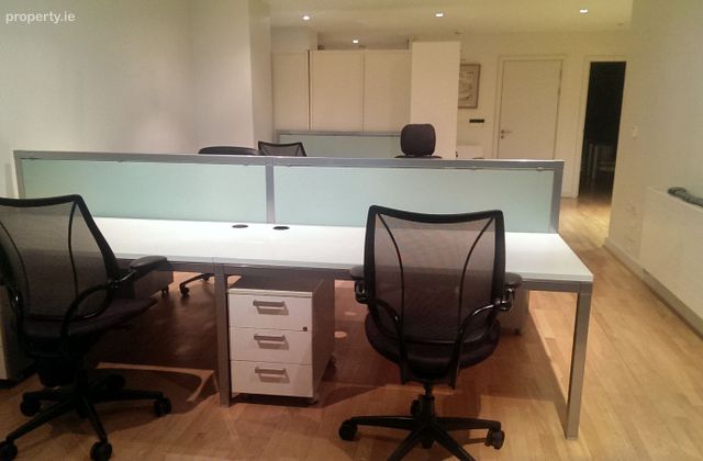 Beacon South Quarter, 4 Cubes 1, Sandyford, Dublin 18 - Click to view photos