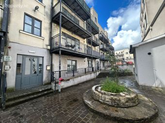 102 Block D, An Tsean Mhargadh, Greenlanes, Drogheda, Co. Louth