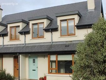 102 Fort Hill, Moneygurney, Rochestown, Co. Cork