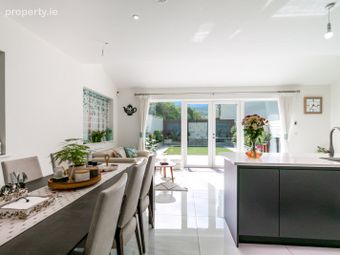 A Rated 4 Bed Home, Dublin 18, Leopardstown, Dublin 18 - Image 3