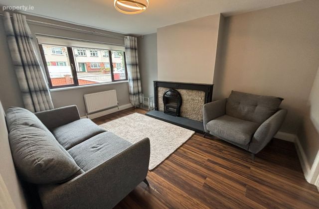 Parkwood Grove, Oldbawn, Dublin 24 - Click to view photos