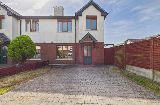49 The Lawn, Clover Meadows, Ferrybank, Slieverue, Co. Kilkenny - Click to view photos