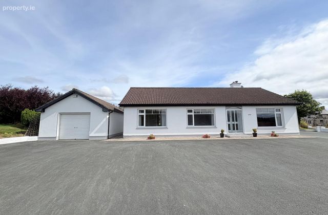 Ballinagar, Killavullen, Killavullen, Co. Cork - Click to view photos