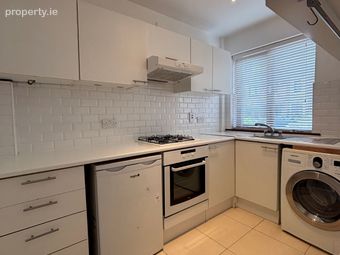 Lansdowne Village, Dublin 4, Sandymount, Dublin 4 - Image 3