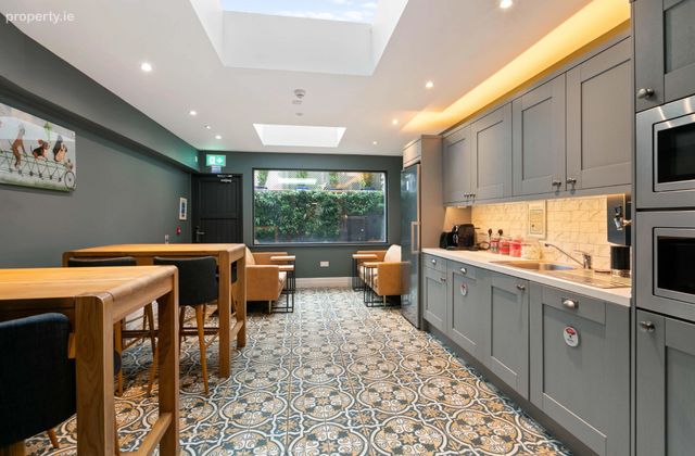 Fitzwilliam Place, Dublin 2 - Click to view photos