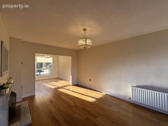 5 Vale View Avenue, Cabinteely, Dublin 18 - Image 4