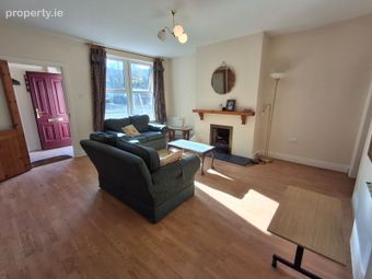 9 Courtyard Cottages, Ballycuggaran, Ogonnelloe, Killaloe, Co. Clare - Image 3